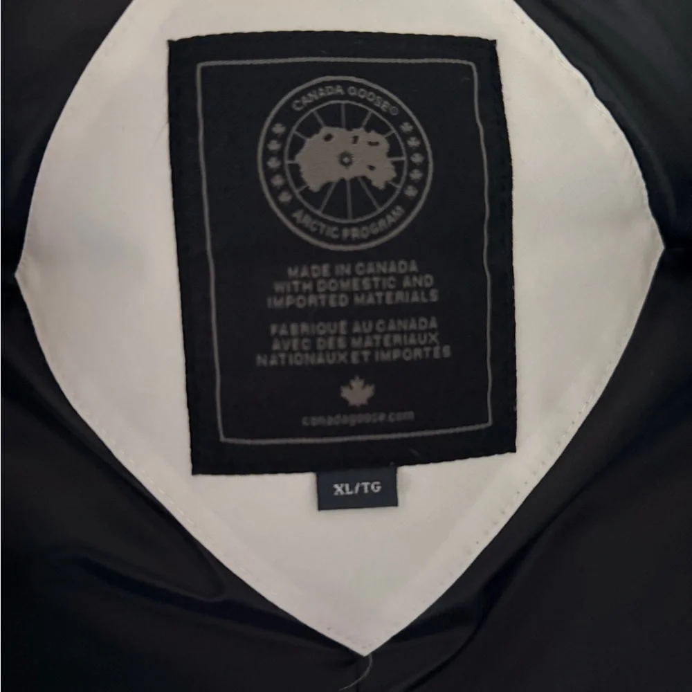 Men’s. Canada Goose - Black Label. White fur hooded parka - Picture 6 of 11